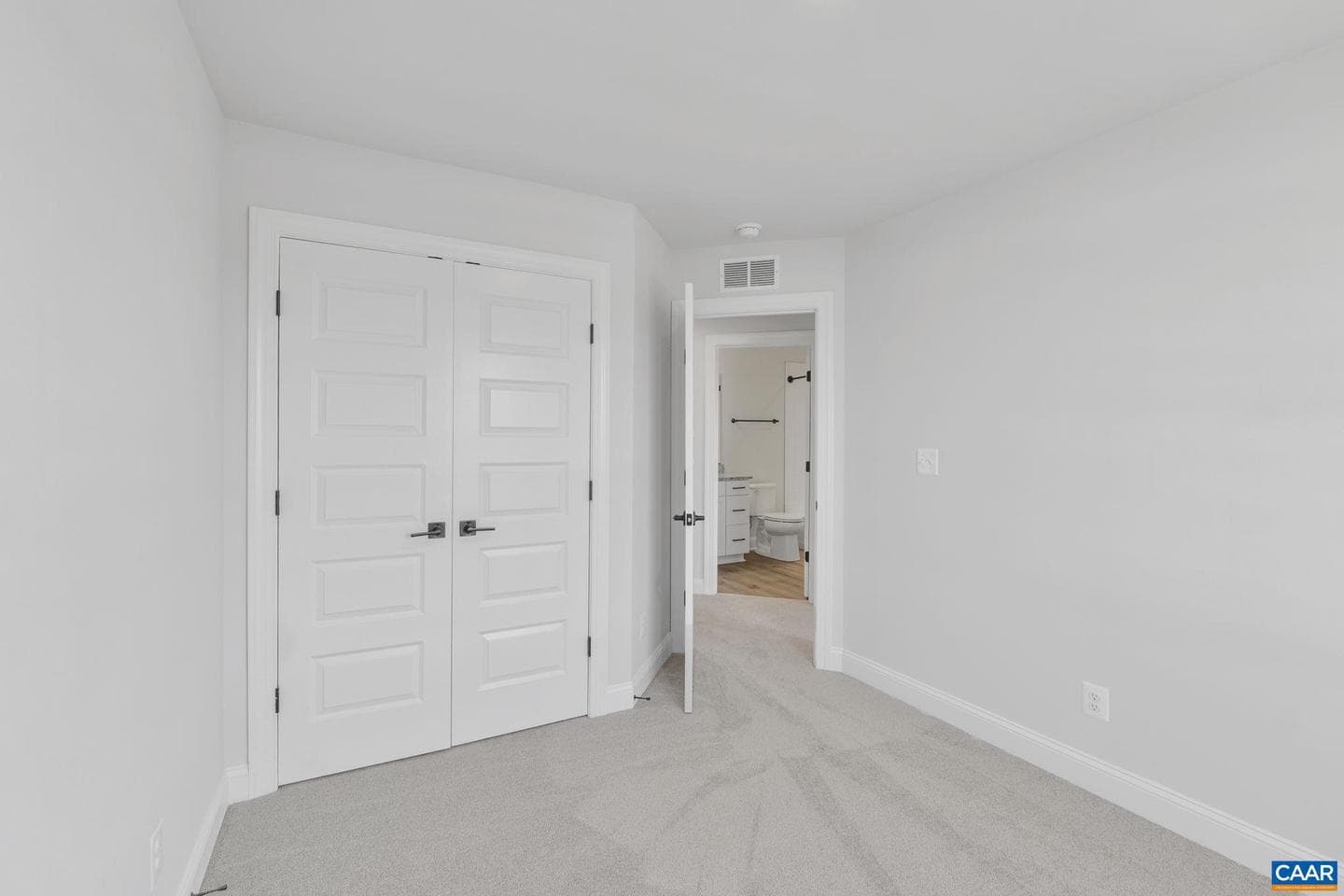 134 Park Ridge Dr photo 29