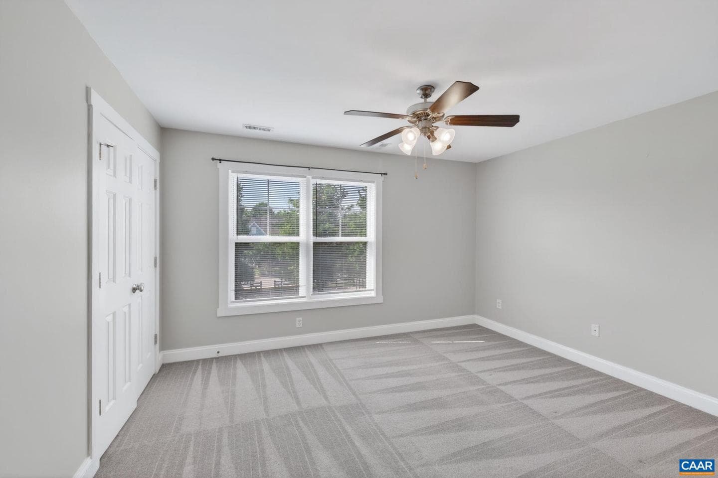 334 Marquette Ct photo 22