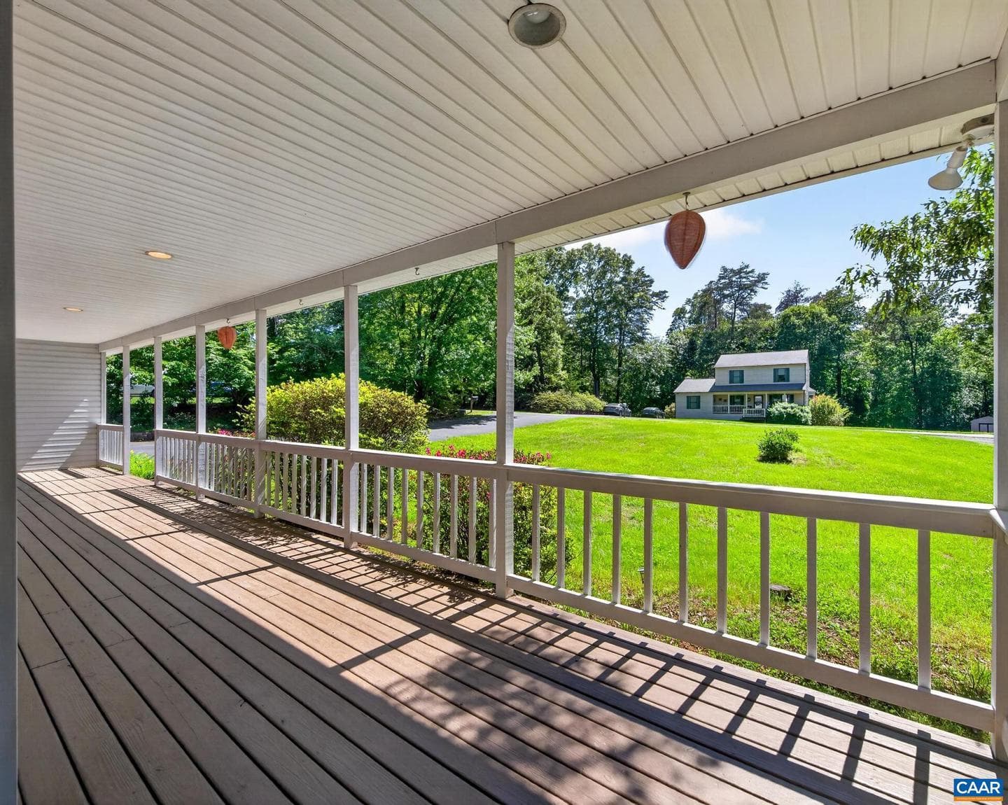 504 Deer Dr photo 13