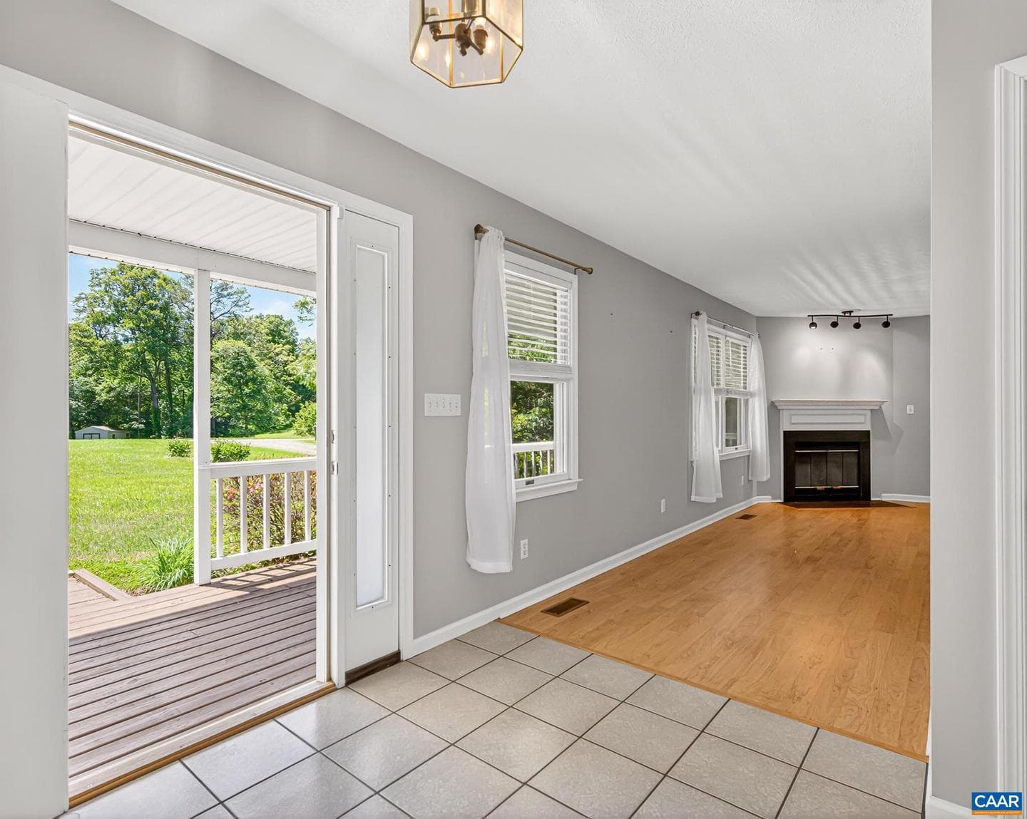 504 Deer Dr photo 18