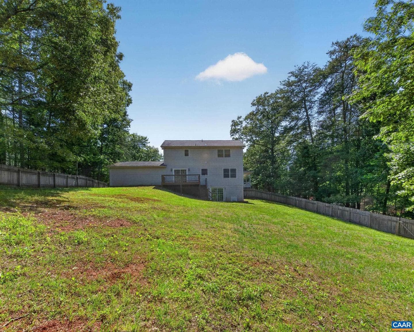 504 Deer Dr photo 8