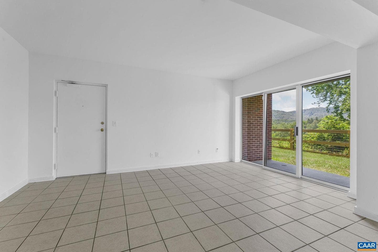 1604 Monticello Ave #a photo 5
