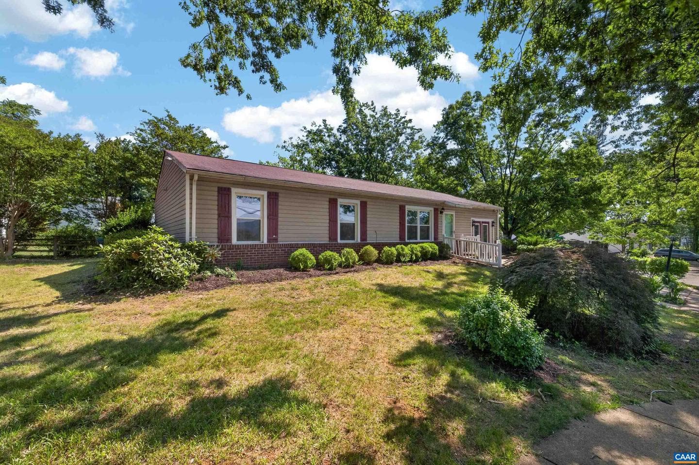 213 Oak St, Charlottesville