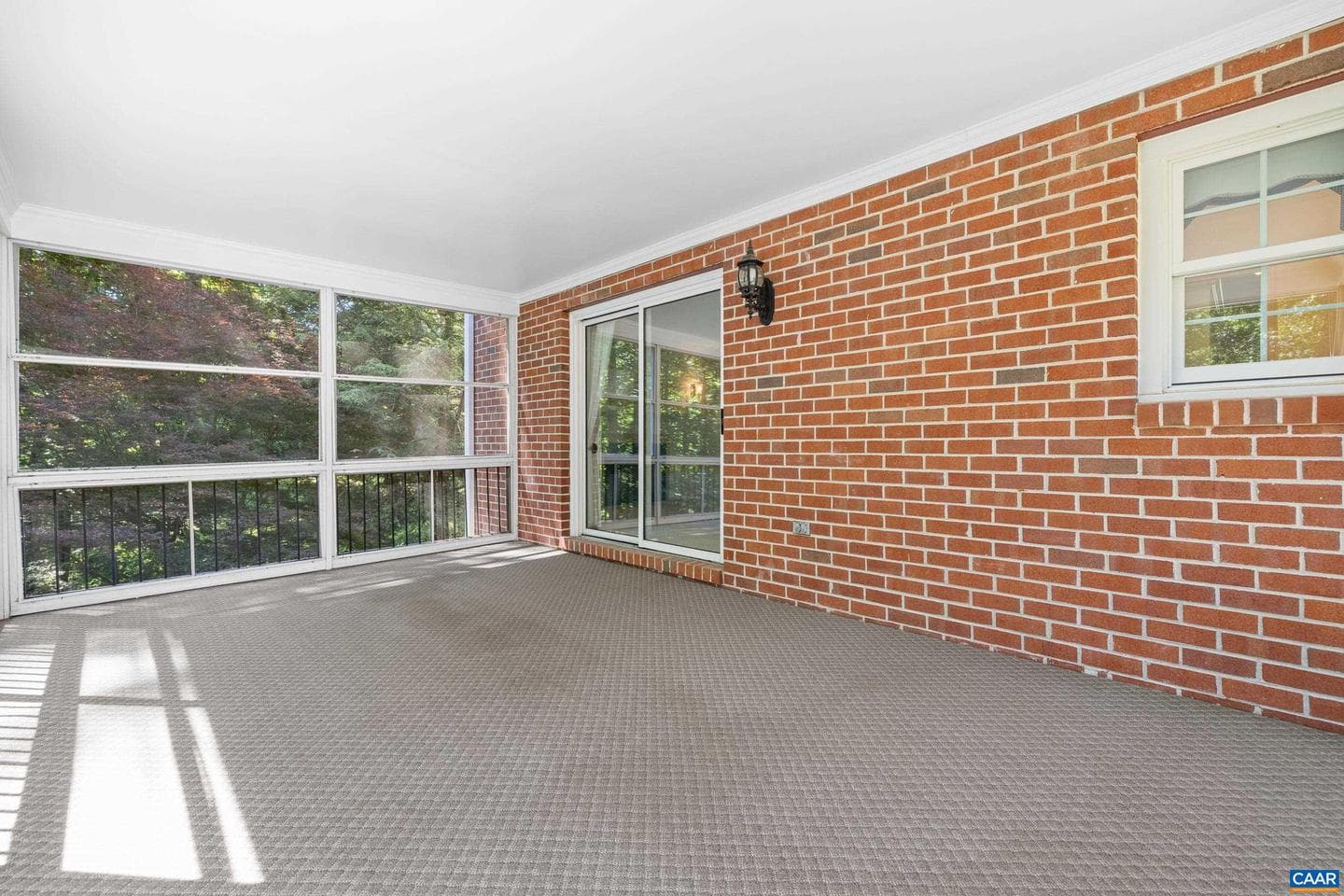 985 Tanglewood Rd photo 31