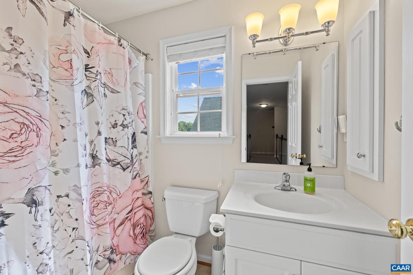 363 Grayrock Dr photo 32