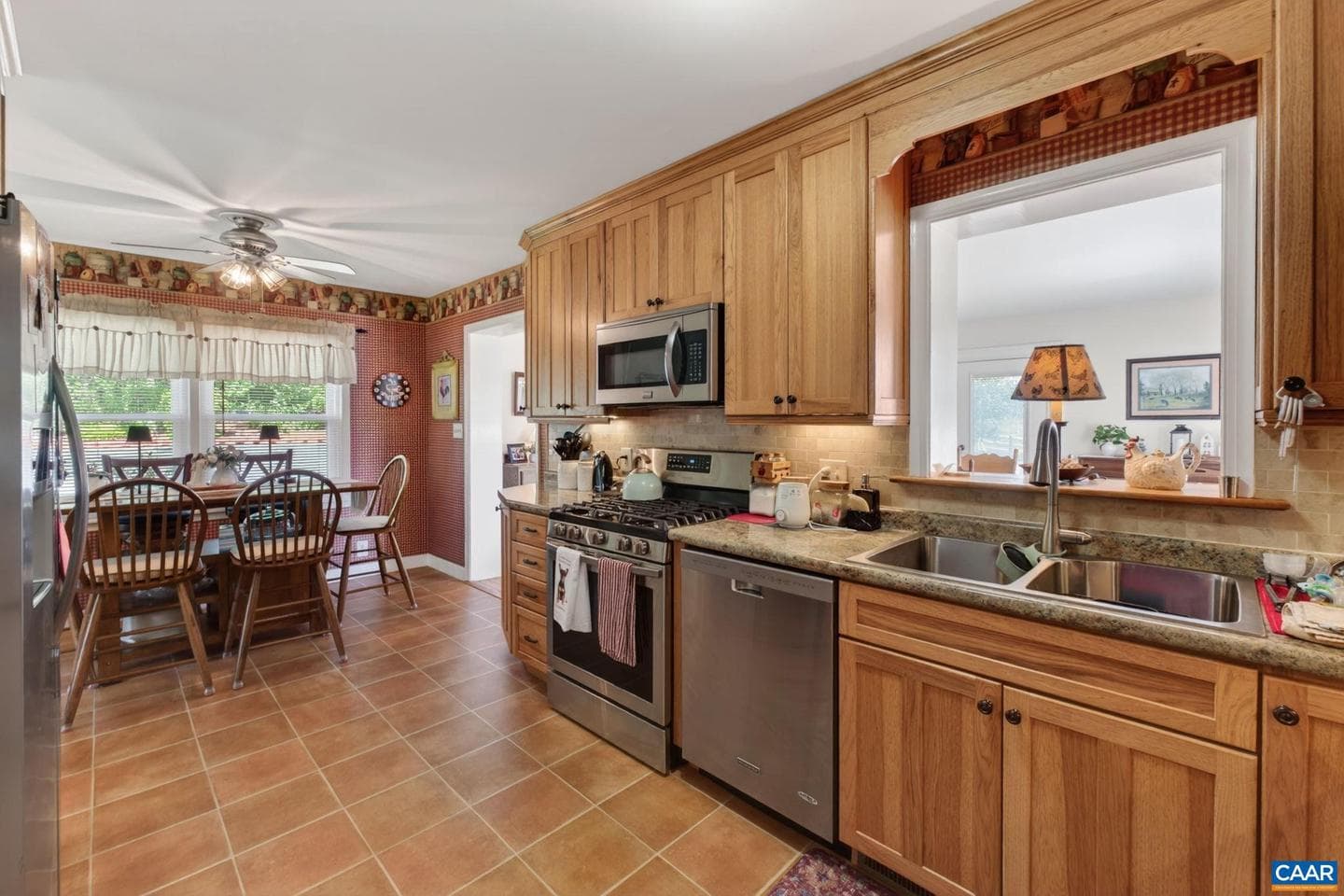 2607 Browns Gap Tpke photo 6