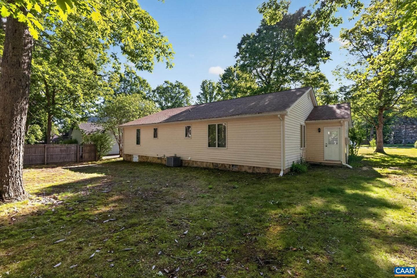 345 Cooper Dr photo 26
