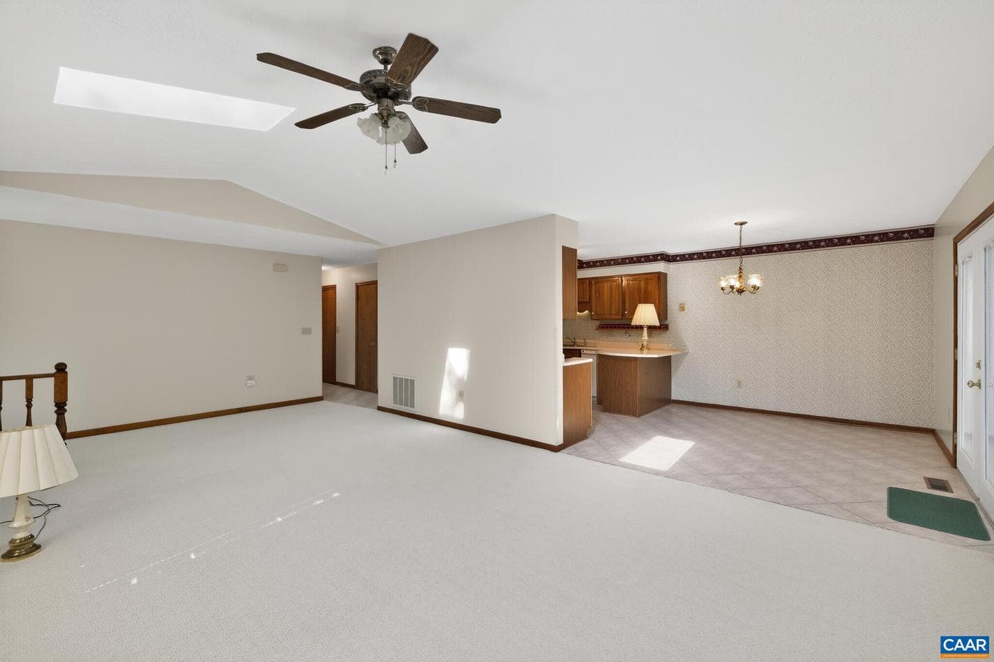 345 Cooper Dr photo 9