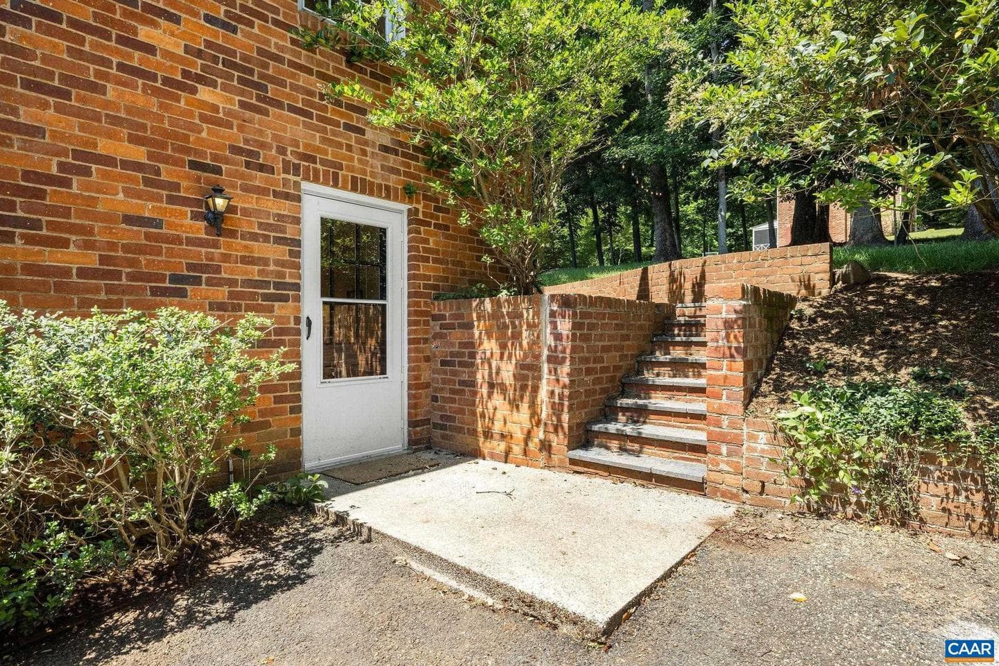 1721 Yorktown Dr photo 34
