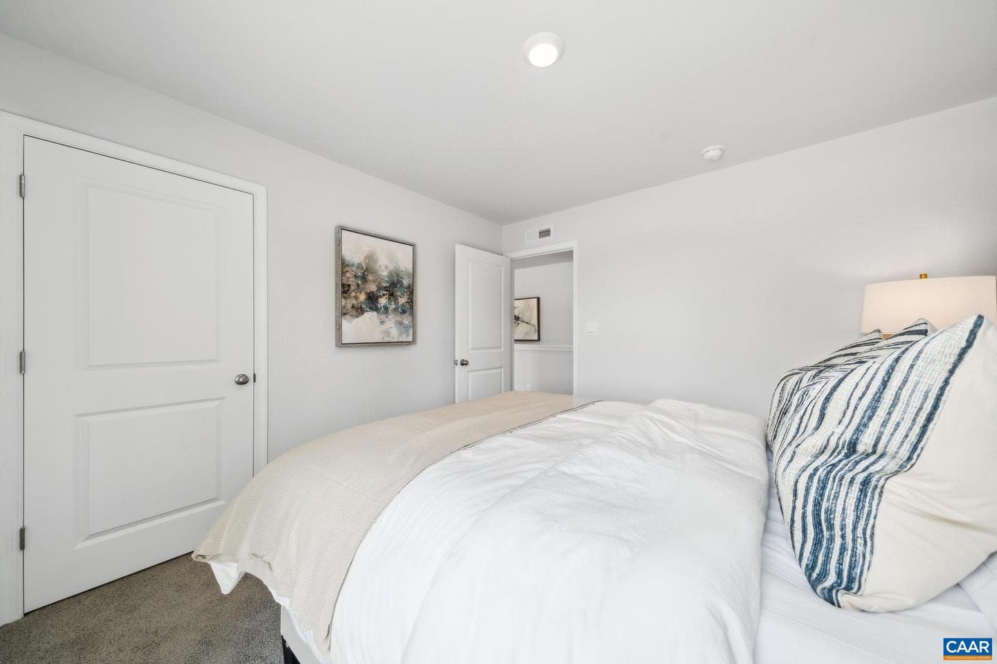 345 Glenmore Ln photo 26