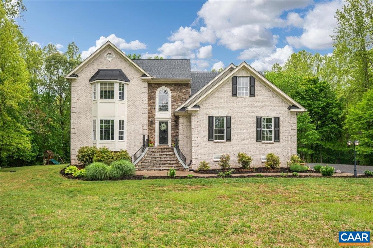 4973 Double Eagle Dr, Louisa