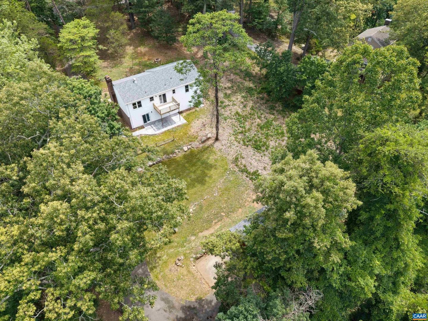2140 Viburnum Ct photo 3