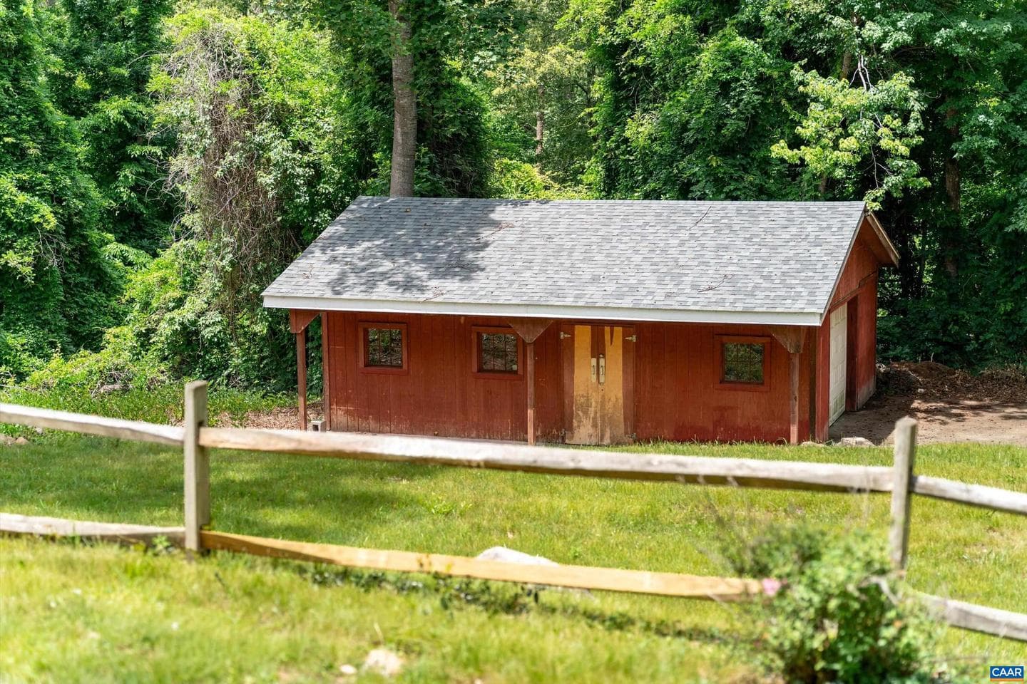 2140 Viburnum Ct photo 7