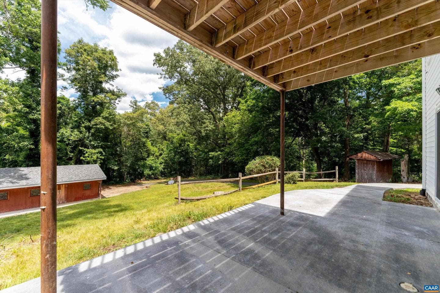 2140 Viburnum Ct photo 9