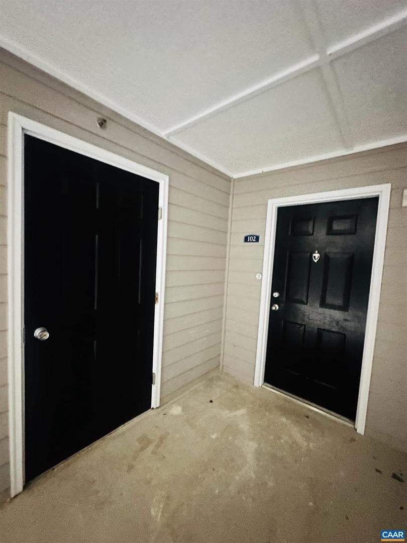 235 Yellowstone Dr #102 photo 11