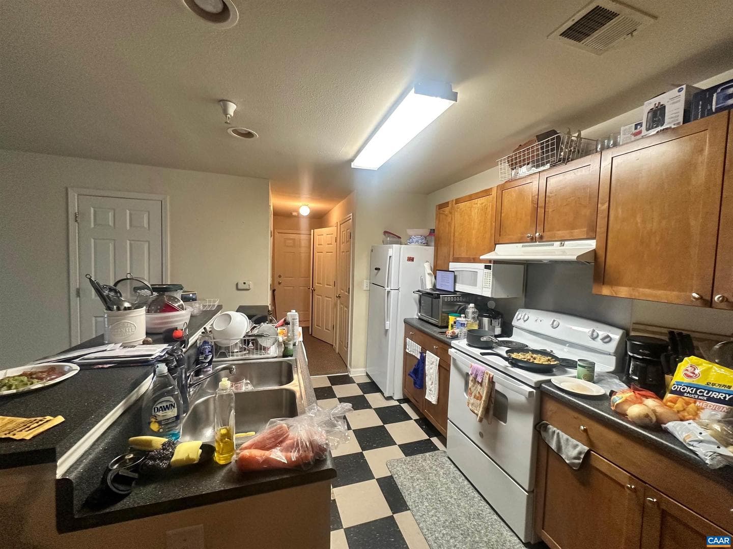 235 Yellowstone Dr #102 photo 7
