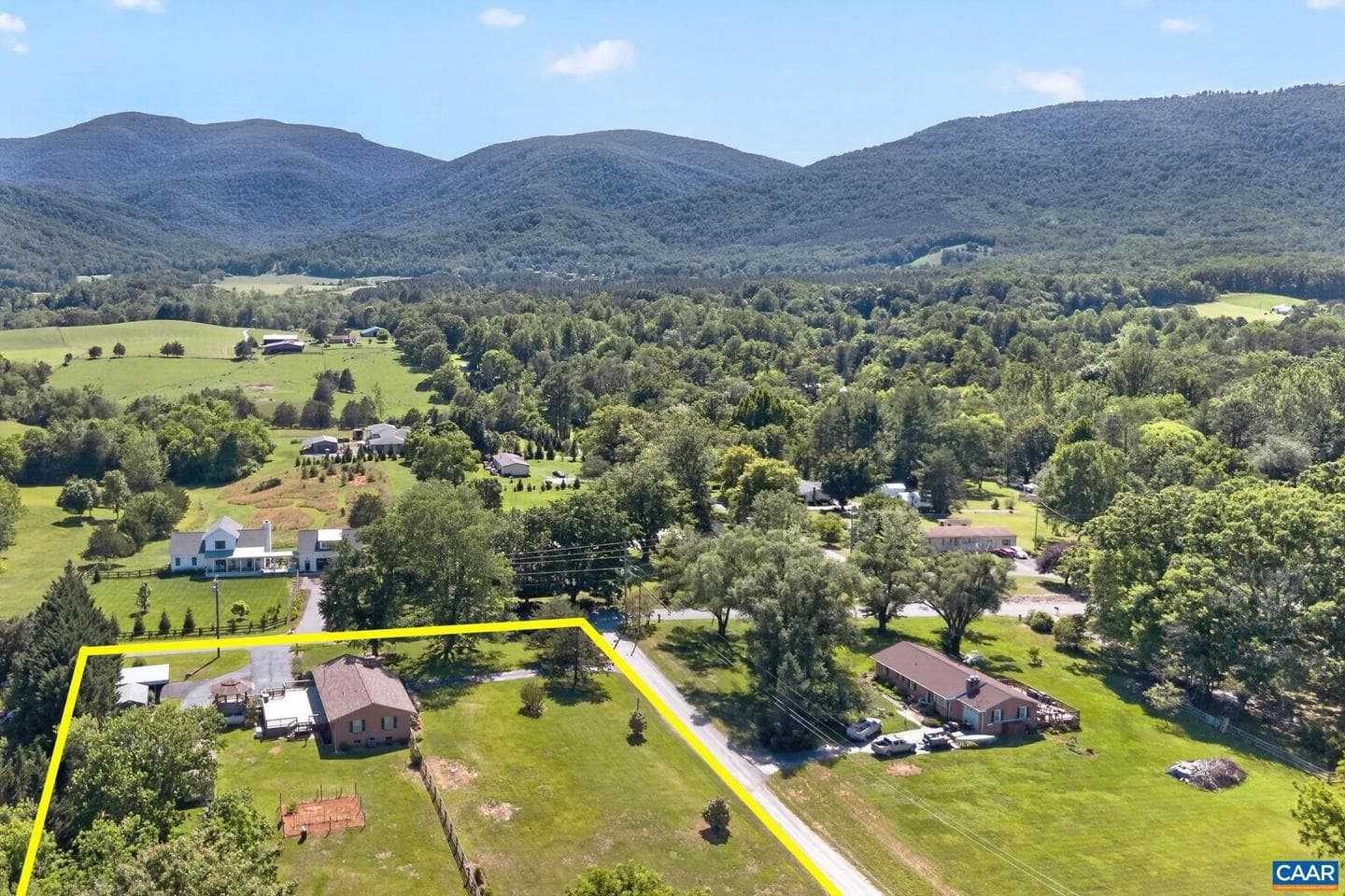 18 Windy Acres Cir photo 14