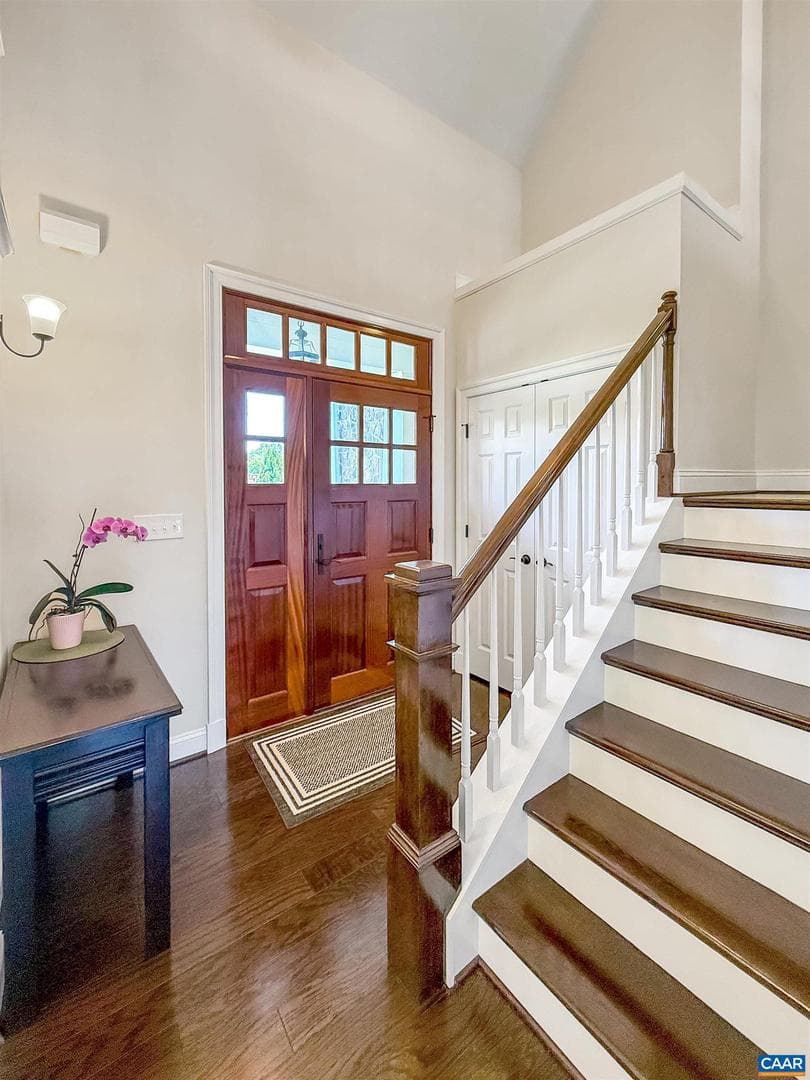 1410 Hillbrook Ct photo 4