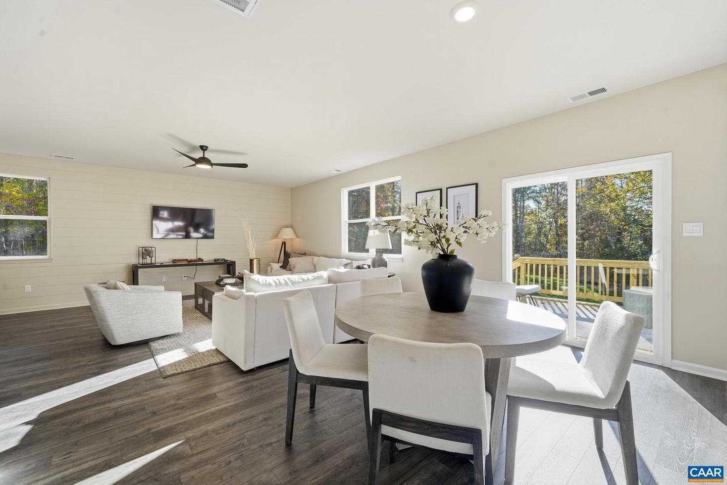 234 Glenmore Ln photo 11