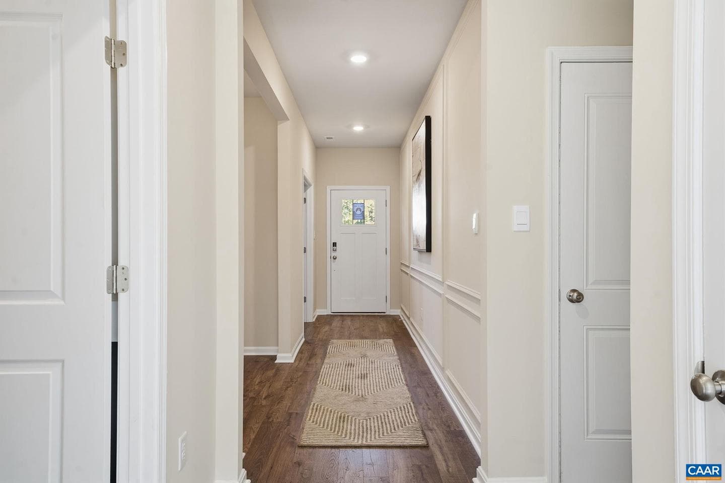 234 Glenmore Ln photo 3