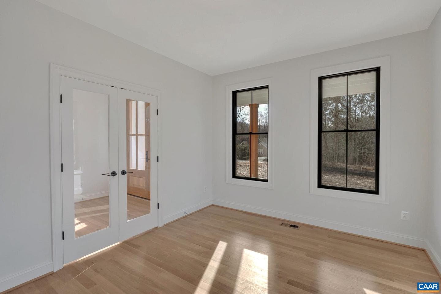 2534-4 Montgomery Ridge Rd photo 10