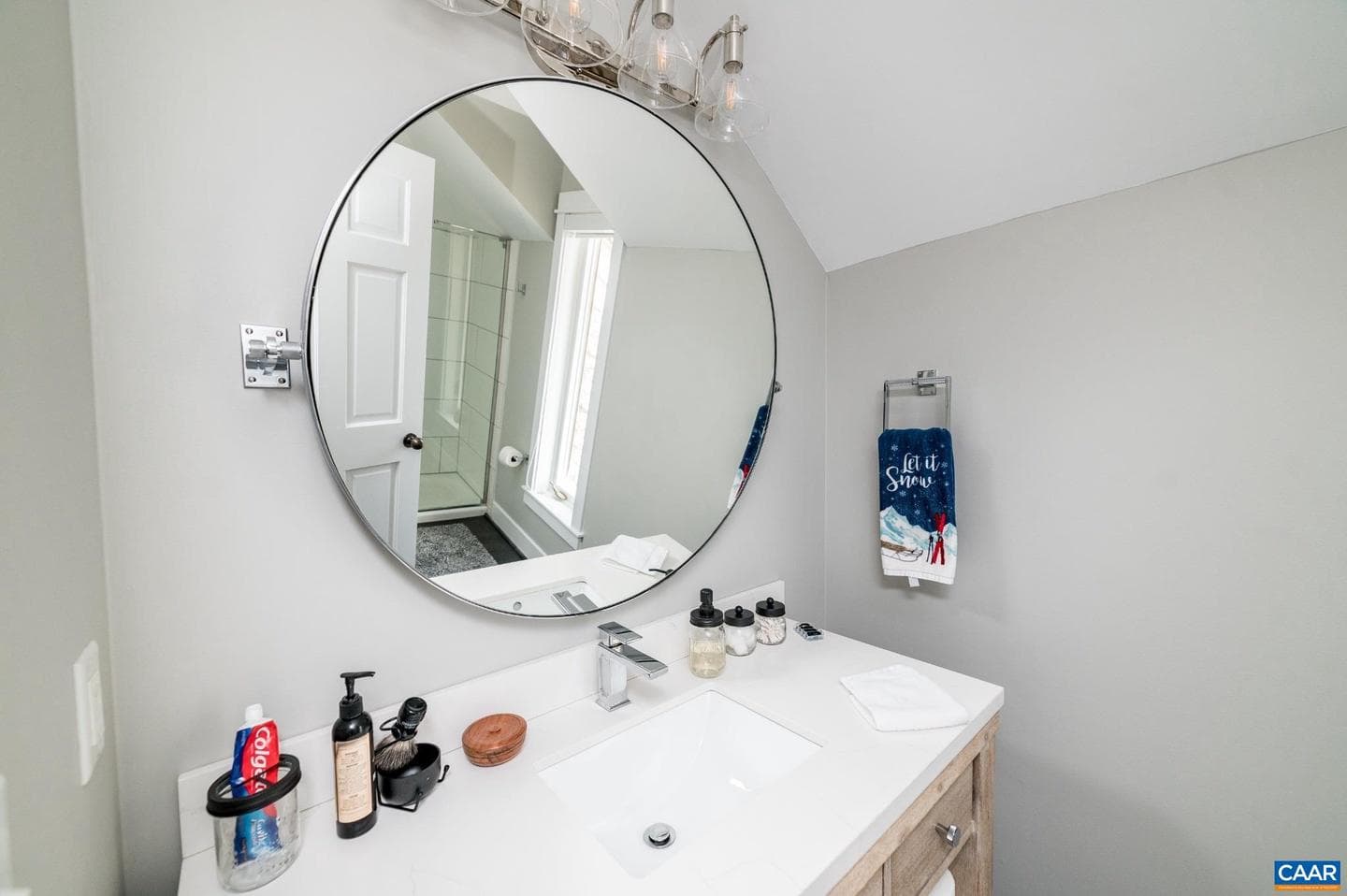 20 Knob Hill Pl photo 15