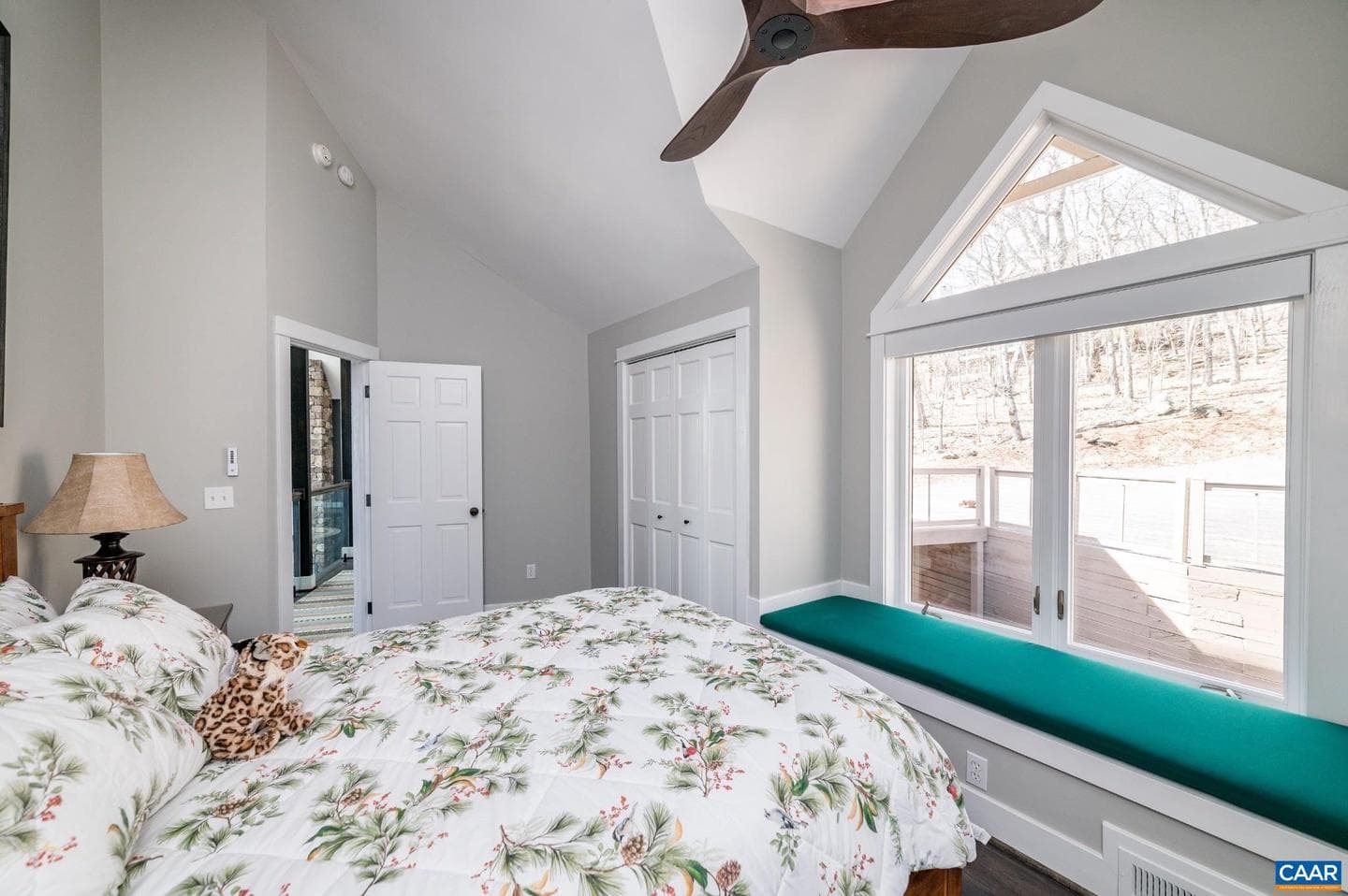 20 Knob Hill Pl photo 17