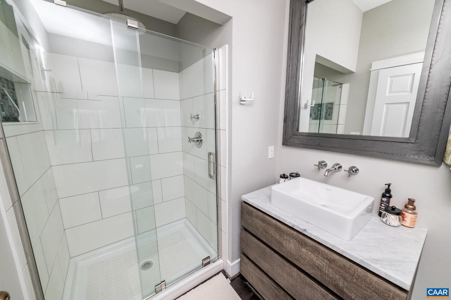 20 Knob Hill Pl photo 47