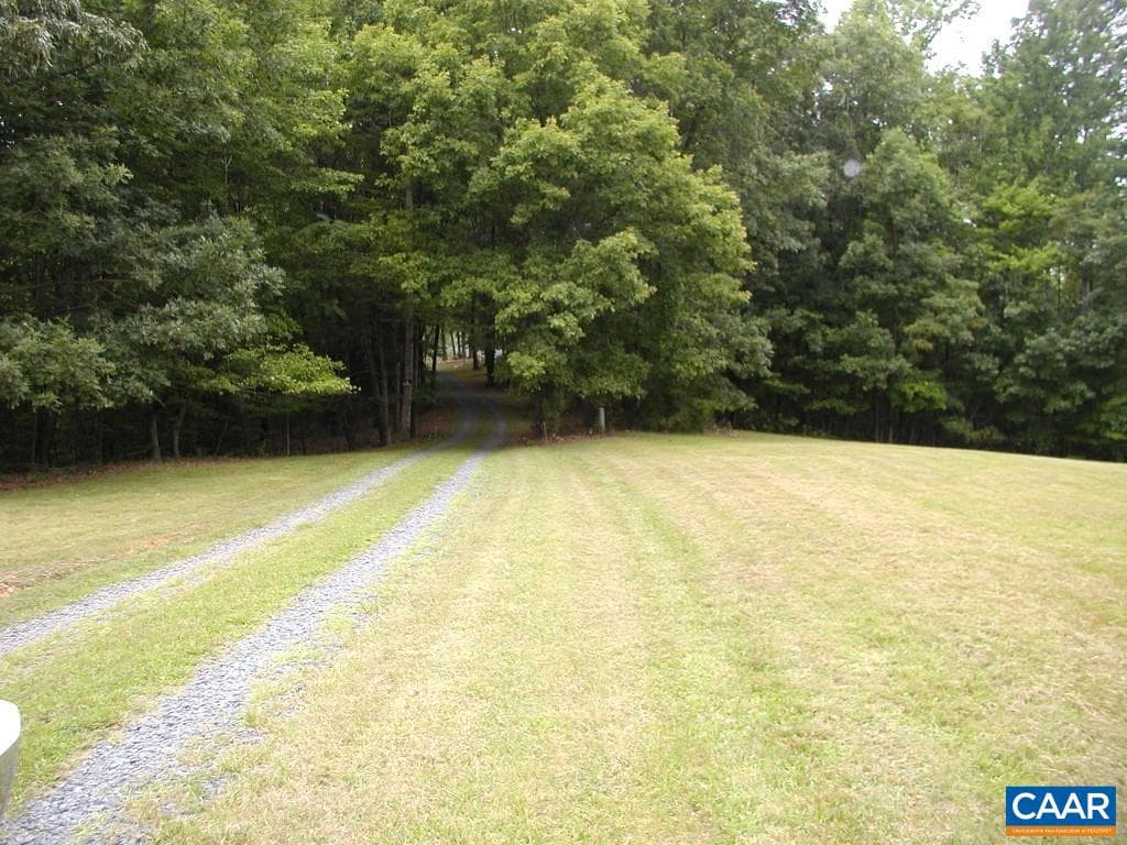 426 Burgess Rd photo 17