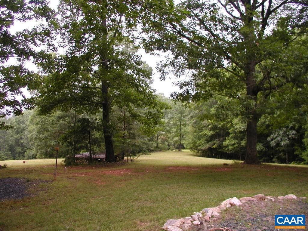 426 Burgess Rd photo 23