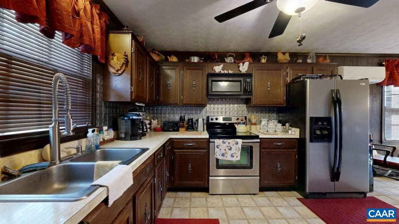 426 Burgess Rd photo 36