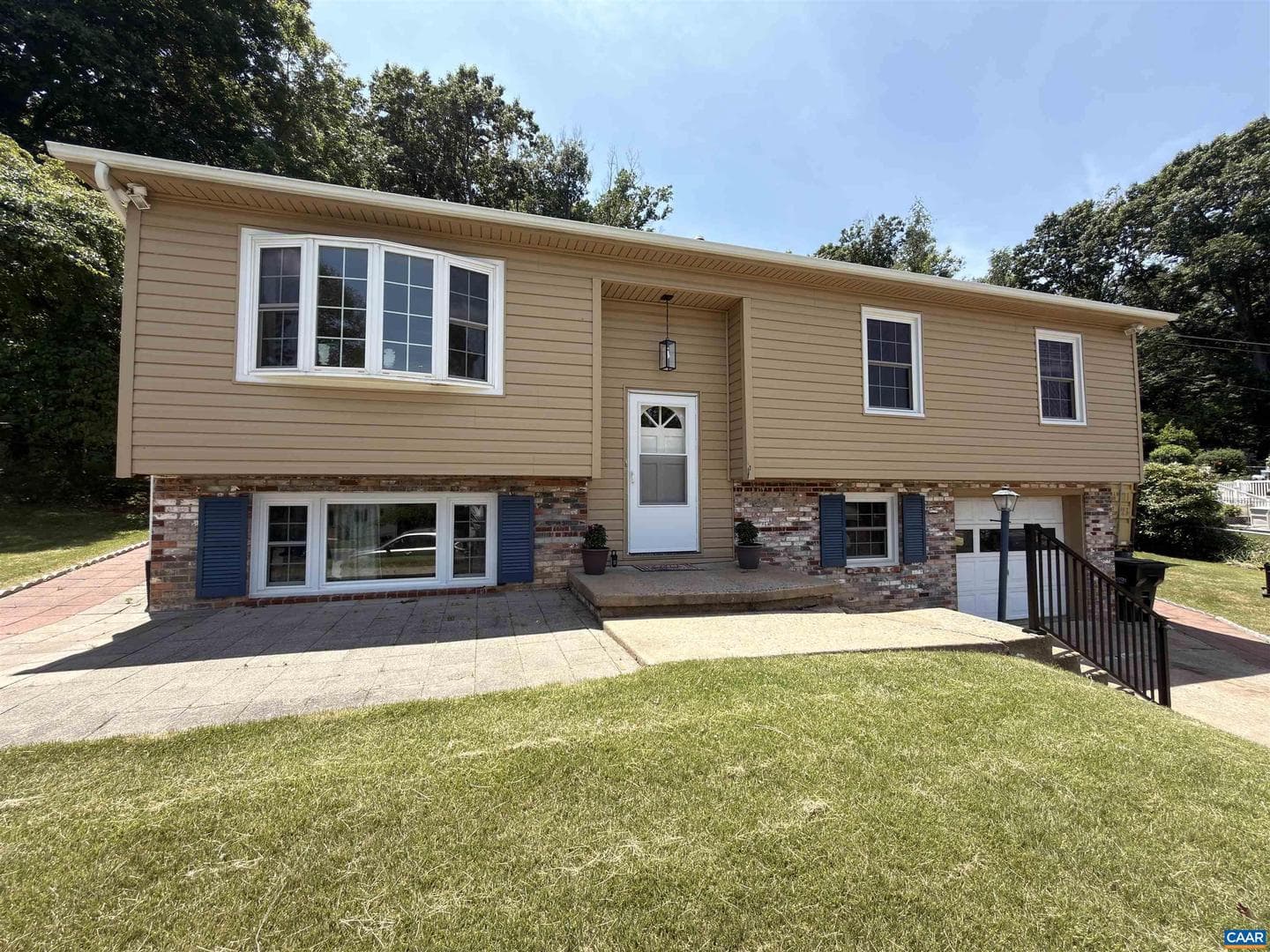 665 Gloria Pl, Staunton