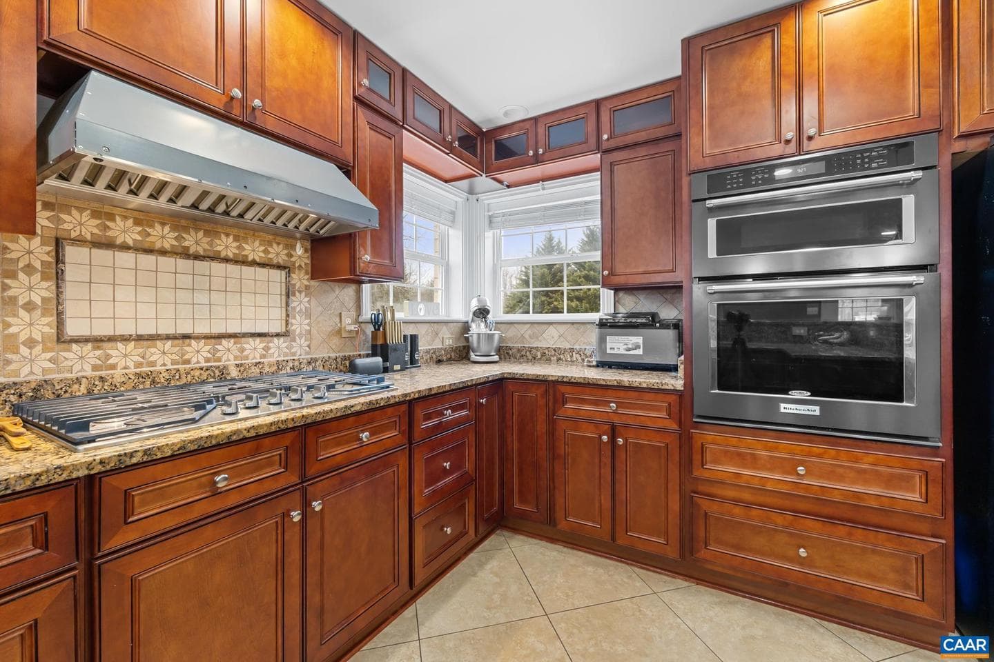 15760 Fox Chase Ln photo 14