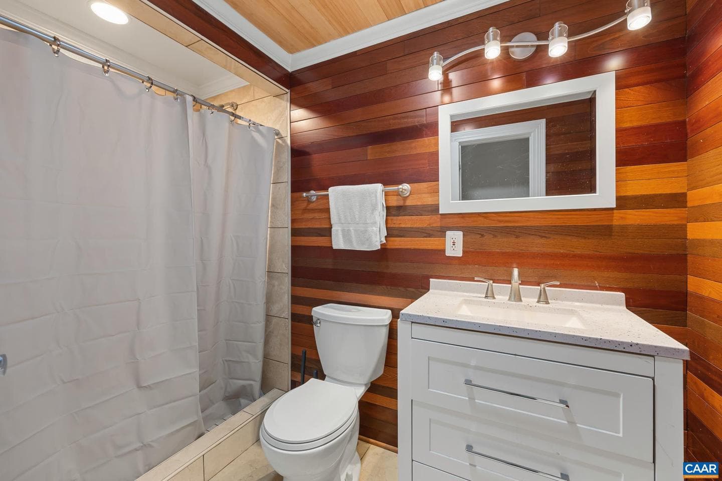 15760 Fox Chase Ln photo 36