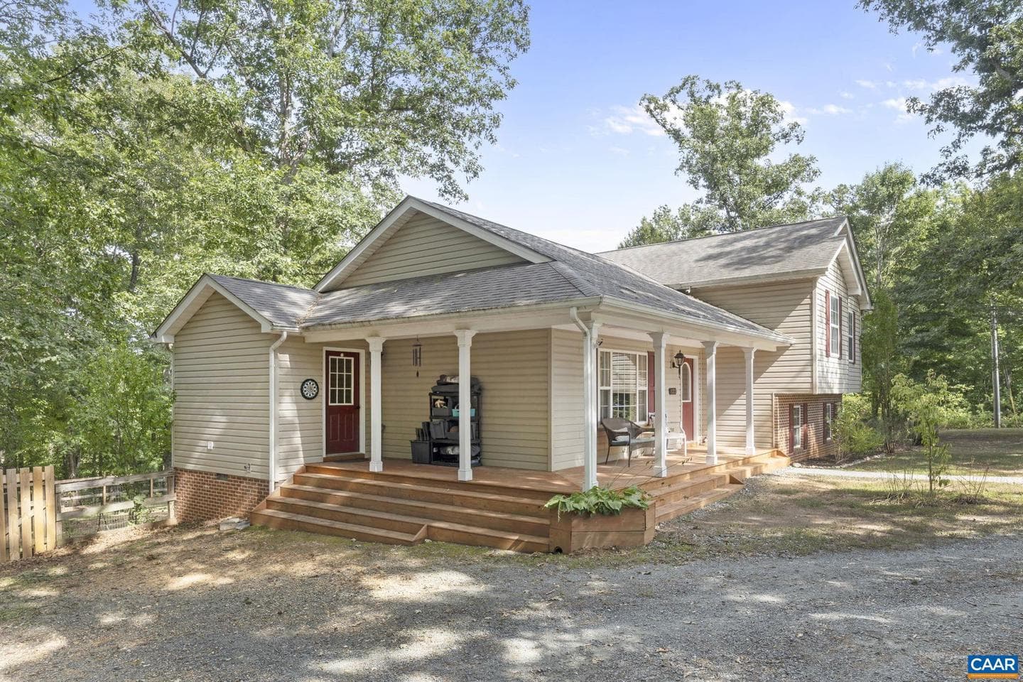 122 Mistie Ridge Ln photo 3