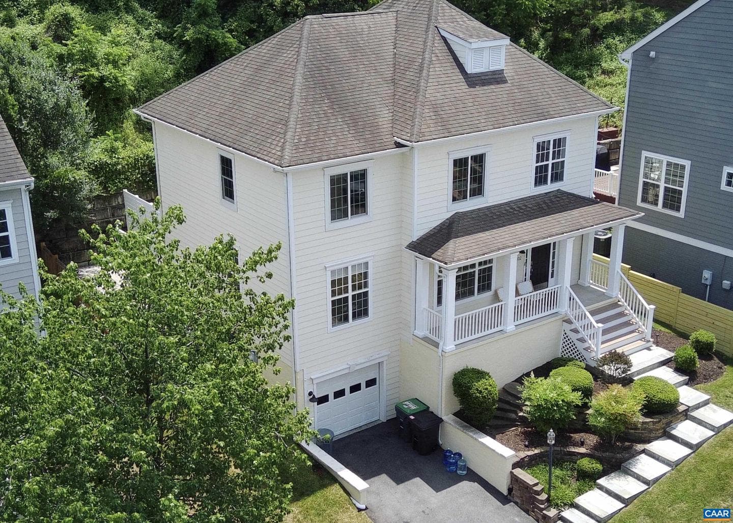 1102 Saint Charles Ct, Charlottesville