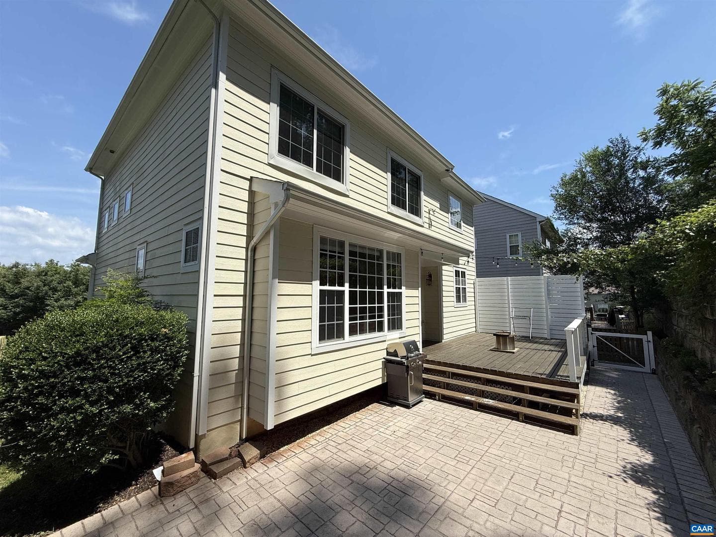 1102 Saint Charles Ct photo 20