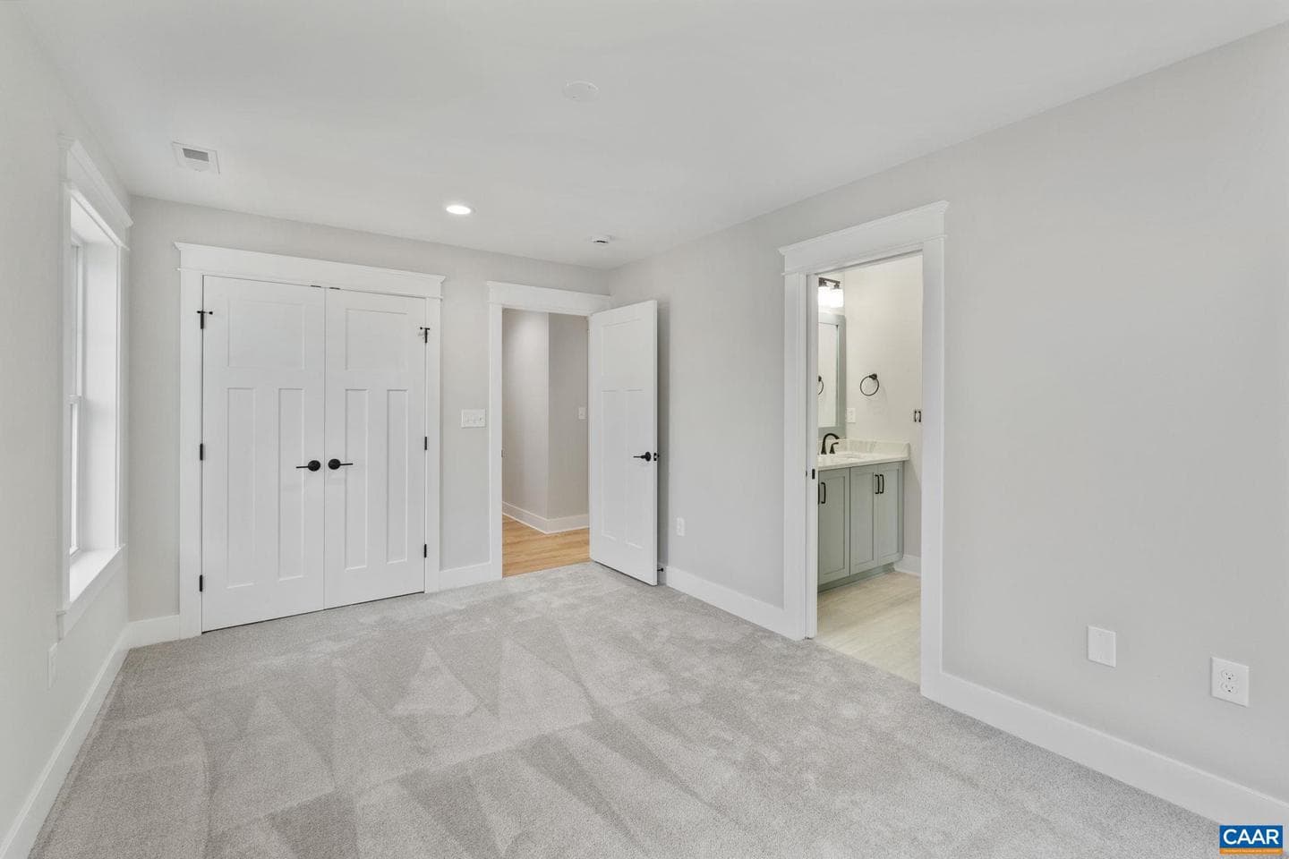 1603 Griffen Grove photo 35