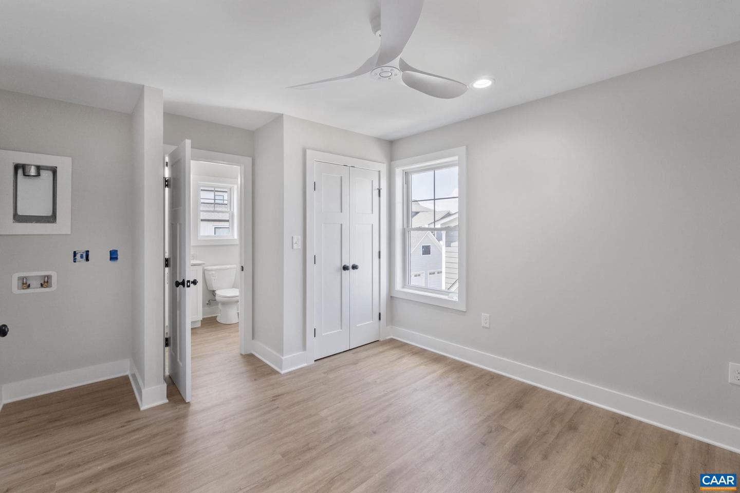 1603 Griffen Grove photo 49