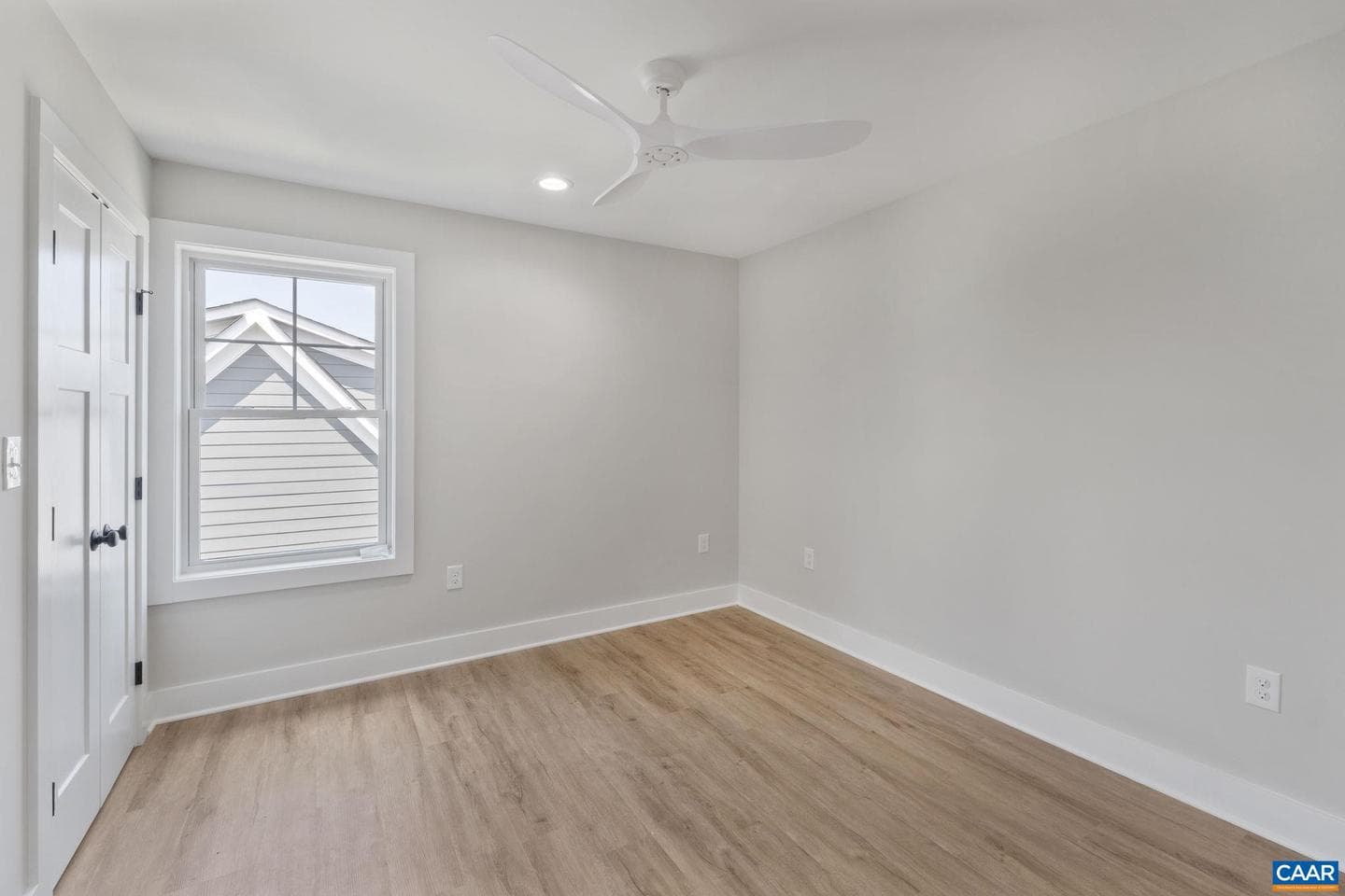 1603 Griffen Grove photo 50