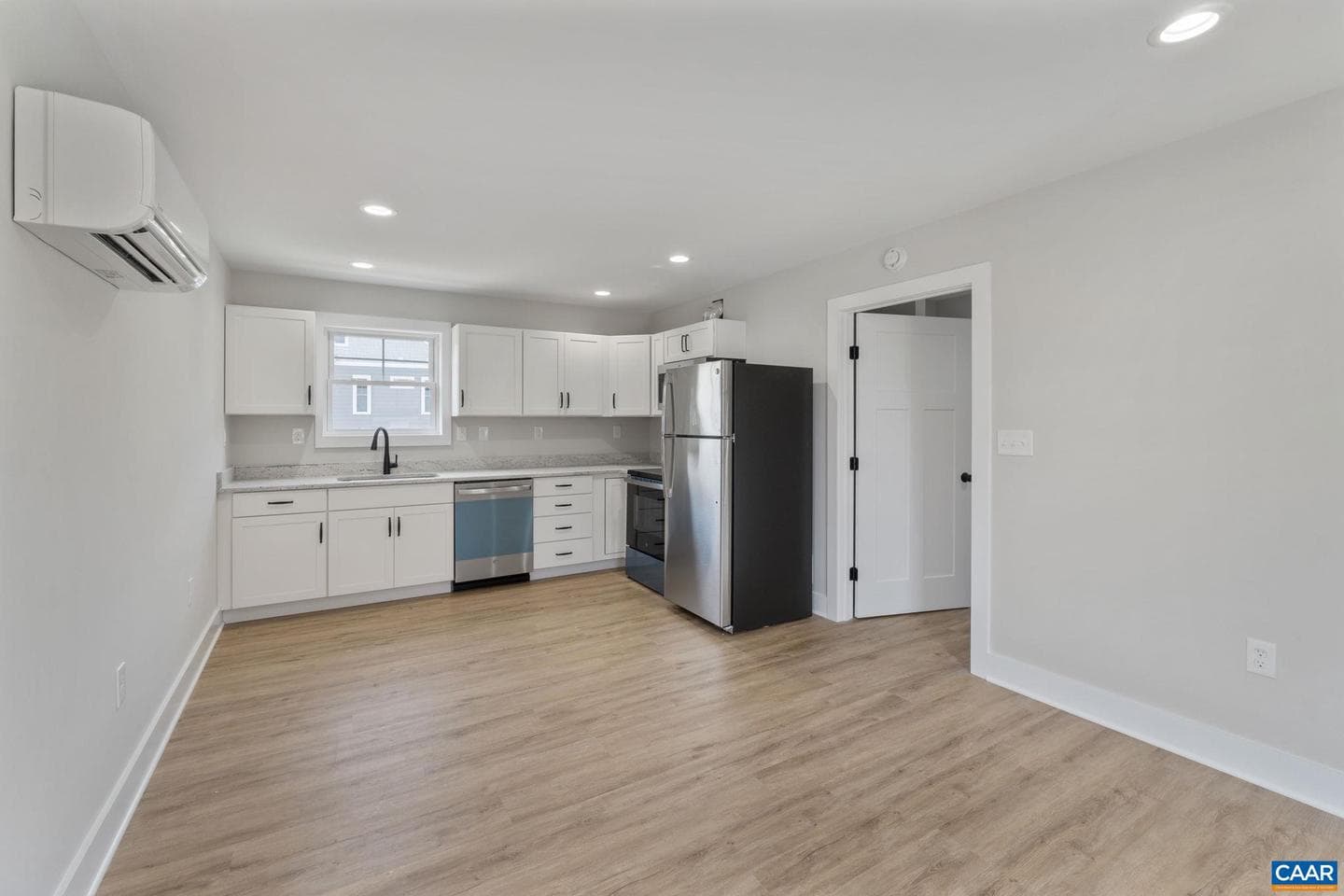 1603 Griffen Grove photo 54