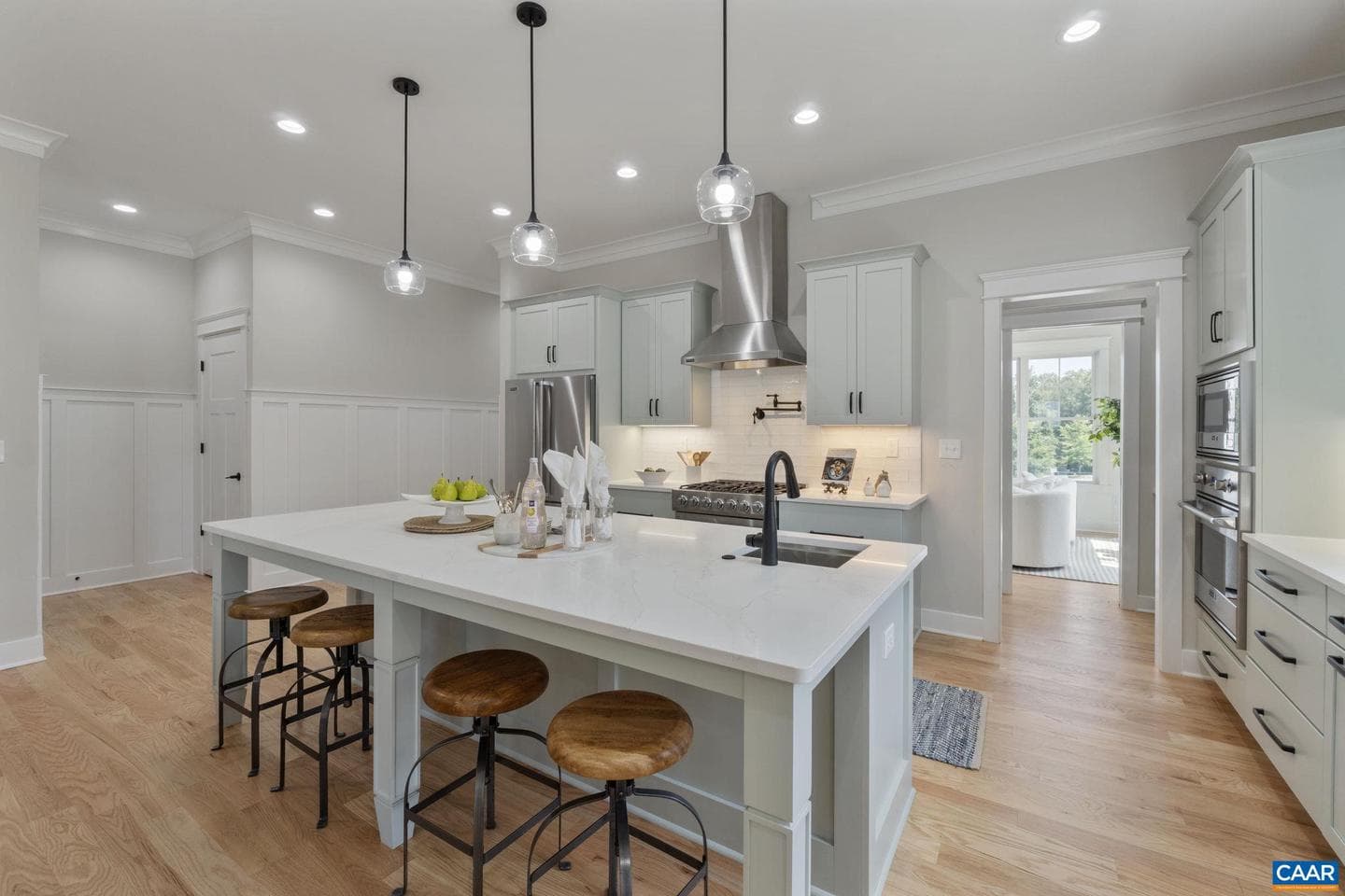 1603 Griffen Grove photo 9