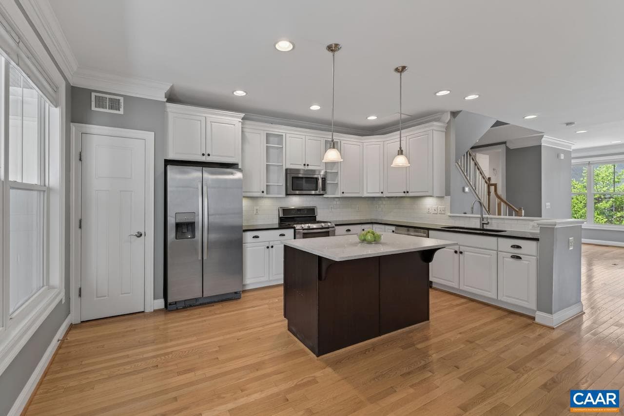 1725 Belvedere Pl, Charlottesville