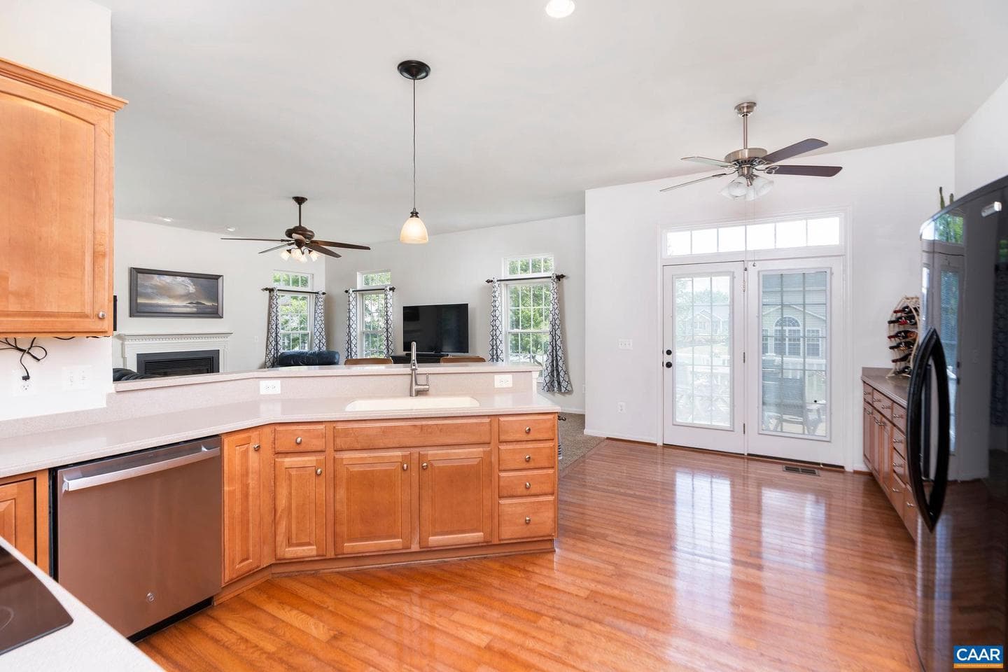 10182 Spring Dr photo 10