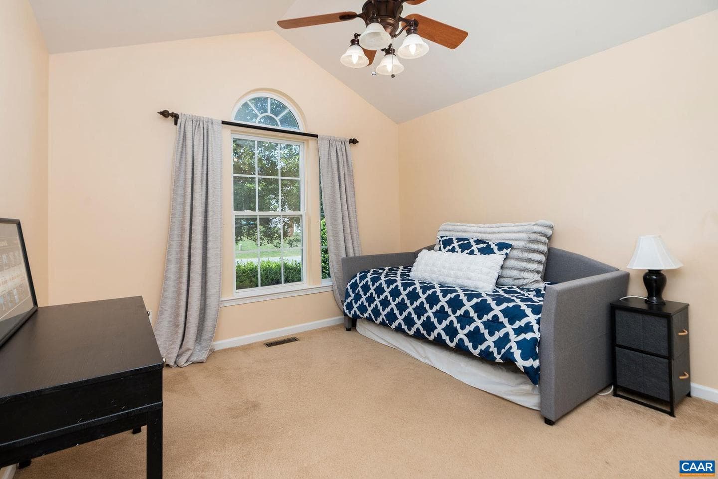10182 Spring Dr photo 12