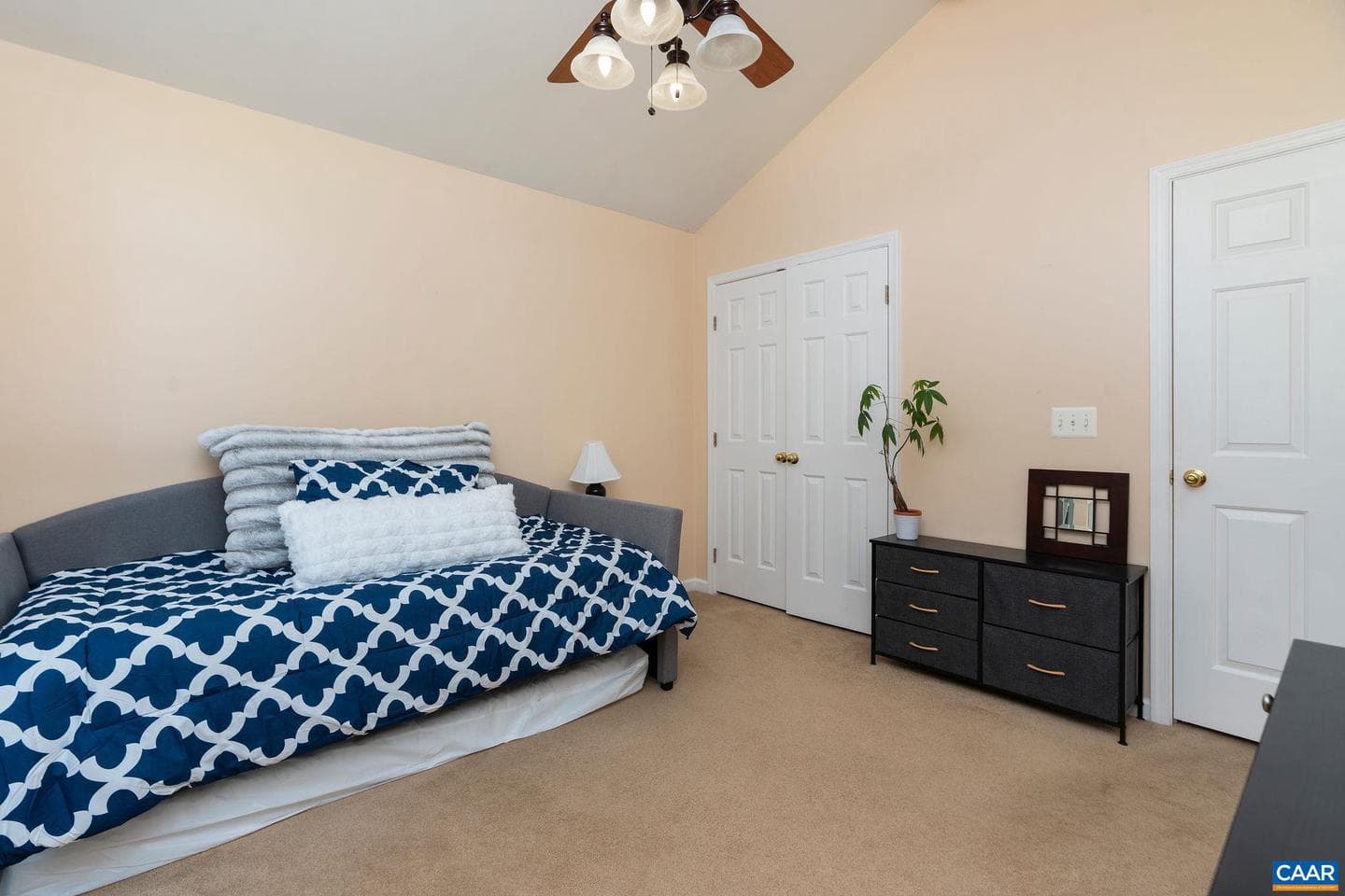 10182 Spring Dr photo 13