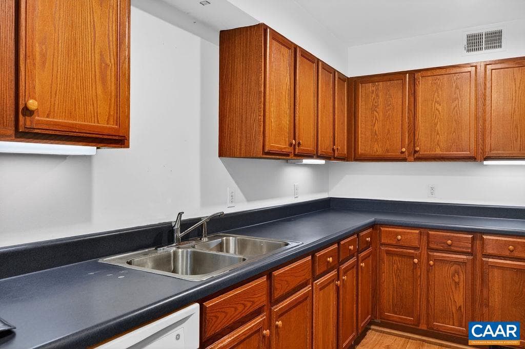 2074 Stone Ridge Condos photo 14