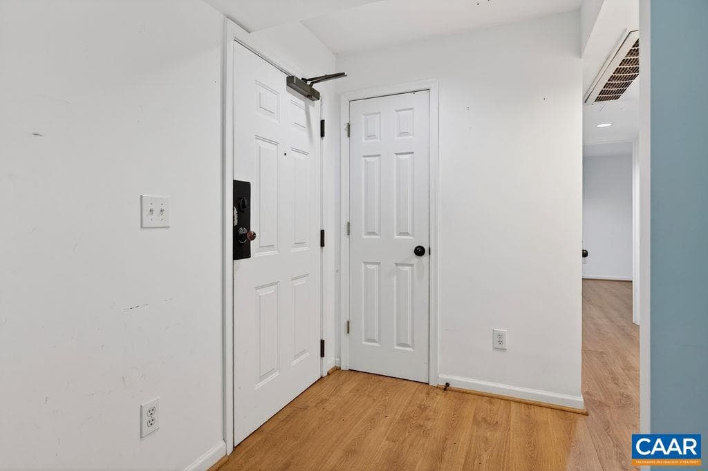 2074 Stone Ridge Condos photo 3