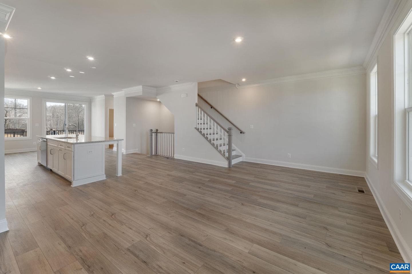 24 Talen Ln photo 21