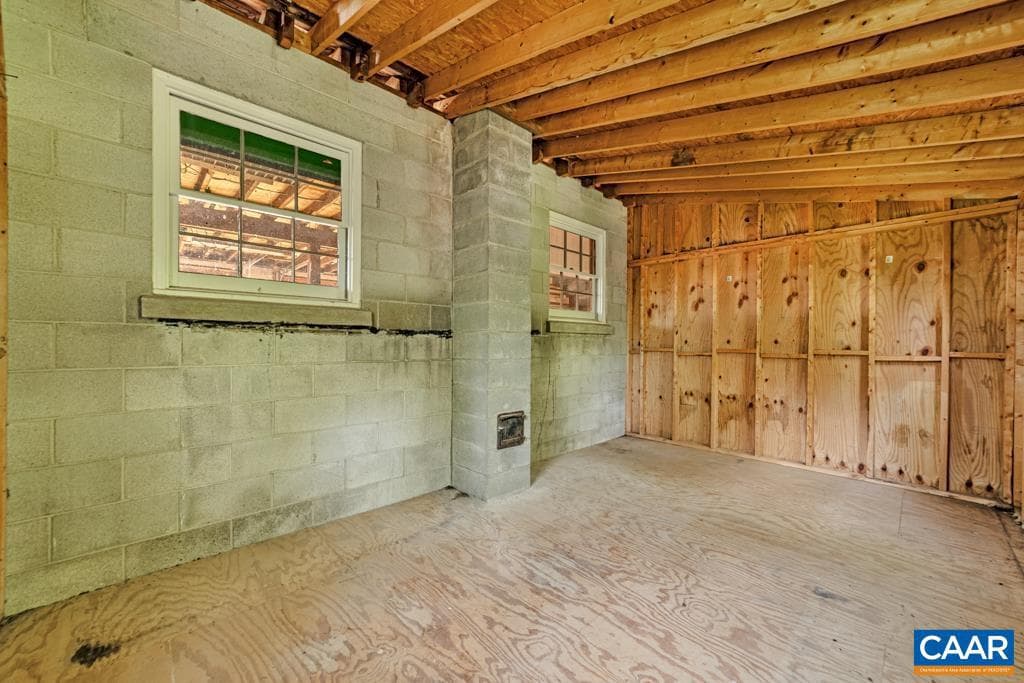 119 Poplar Ave photo 30